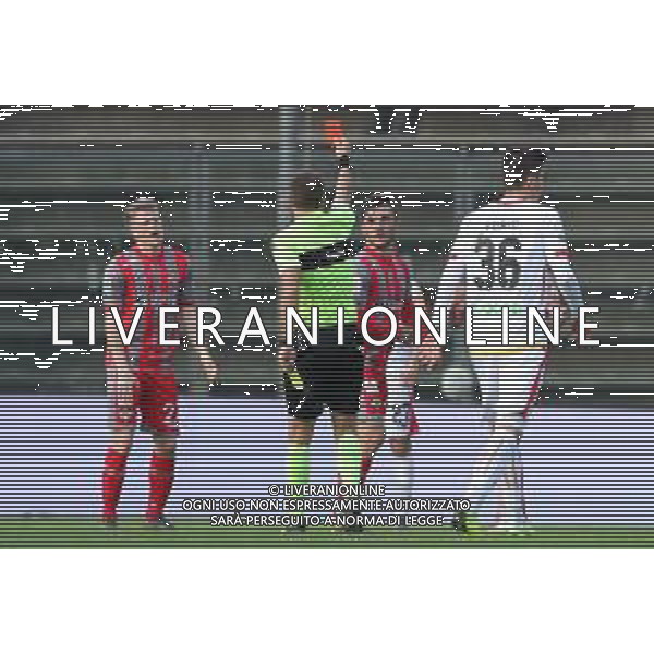 Campionato di Calcio Serie B BKT 2018/2019 28a Giornata Cremona - 10.03.2019 Cremonese-Benevento Nella Foto: espulsione di gabriel strefezza /Ph.Vitez-Ag. Aldo Liverani