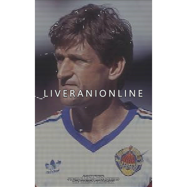 RETROSPETTIVA SAFET SUSIC CALCIATORE NELLA FOTO SAFET SUSIC CON LA MAGLIA DELLA NAZIONALE JUGOSLAVIA AI MONDIALI ITALIA 90 AG ALDO LIVERANI SAS