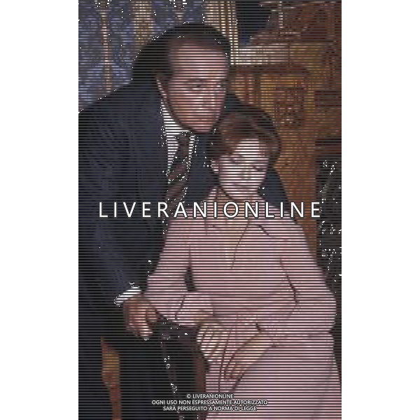 RETROSPETTIVA ROSSANO BRAZZI ATTORE E REGISTA NELLA FOTO ROSSANO BRAZZI CON LAURA EFRIKIAN AG ALDO LIVERANI SAS
