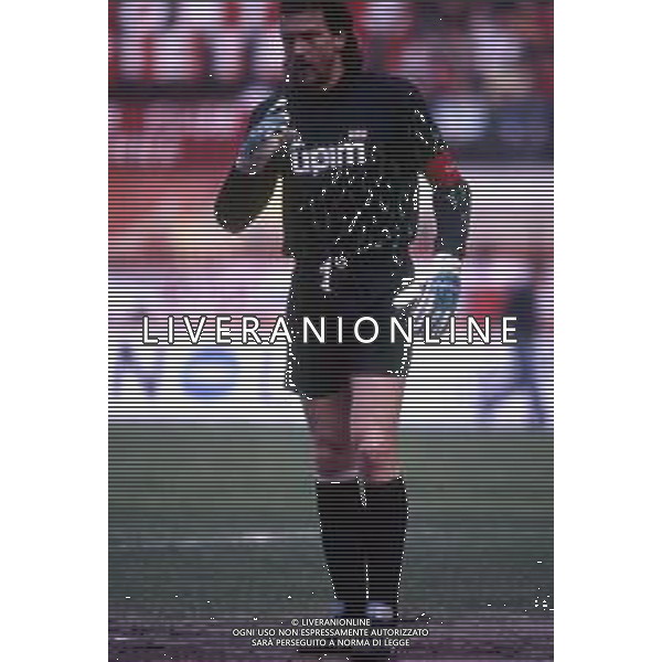 RETROSPETTIVA STEFANO TACCONI CALCIATORE NELLA FOTO STEFANO TACCONI CON LA MAGLIA DELLA JUVENTUS AG ALDO LIVERANI SAS