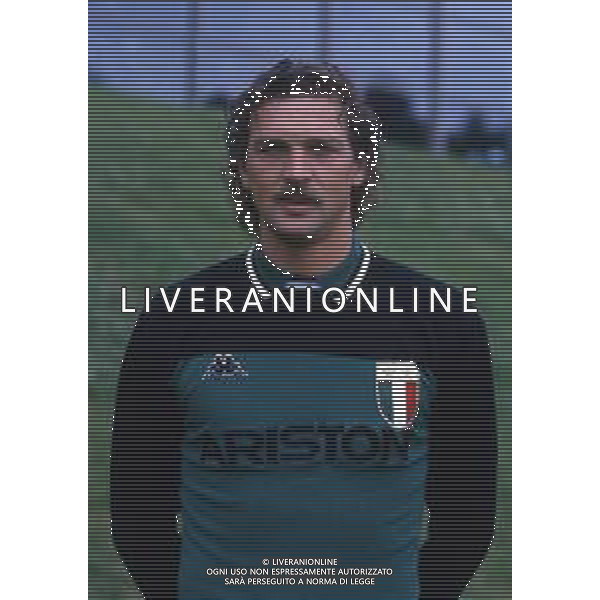 RETROSPETTIVA STEFANO TACCONI CALCIATORE NELLA FOTO STEFANO TACCONI CON LA MAGLIA DELLA JUVENTUS AG ALDO LIVERANI SAS