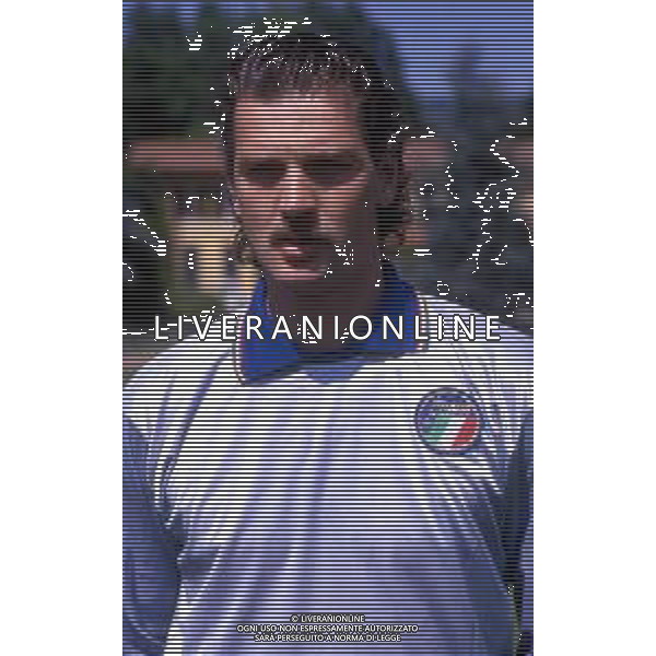 RETROSPETTIVA STEFANO TACCONI CALCIATORE NELLA FOTO STEFANO TACCONI CON LA MAGLIA DELLA NAZIONALE ITALIANA AG ALDO LIVERANI SAS 