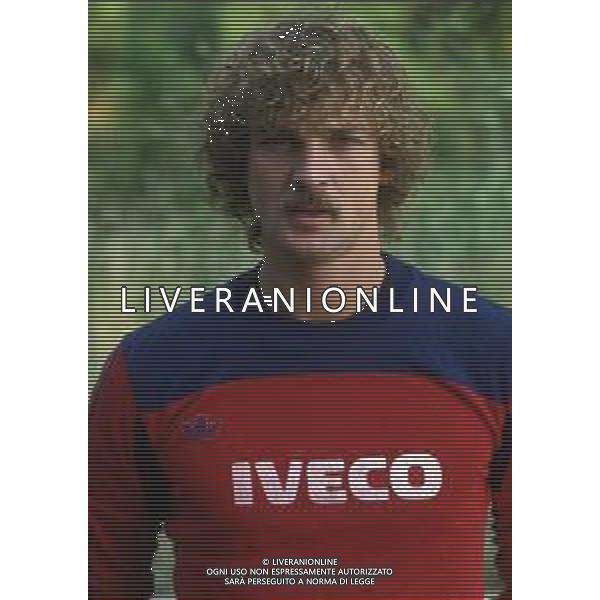 RETROSPETTIVA STEFANO TACCONI CALCIATORE NELLA FOTO STEFANO TACCONI CON LA MAGLIA DELL\'AVELLINO CALCIO AG ALDO LIVERANI SAS