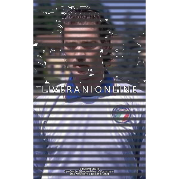 RETROSPETTIVA STEFANO TACCONI CALCIATORE NELLA FOTO STEFANO TACCONI CON LA MAGLIA DELLA NAZIONALE ITALIANA AG ALDO LIVERANI SAS