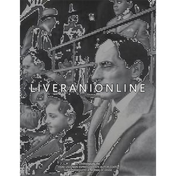 RETROSPETTIVA FAUSTO COPPI CICLISTA NELLA FOTO FAUSTO COPPI CON IL FIGLIO FAUSTINO AD UNA PARTITA AD ALESSANDRIA FOTO GM-DFP-AG ALDO LIVERANI SAS