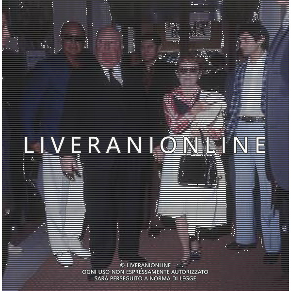 RETROSPETTIVA ALFRED HITCHCOCK REGISTA E SCENEGGIATORE NELLA FOTO ALFRED HITCHCOCK CON LA MOGLIE ALMA REVILLE AG ALDO LIVERANI SAS