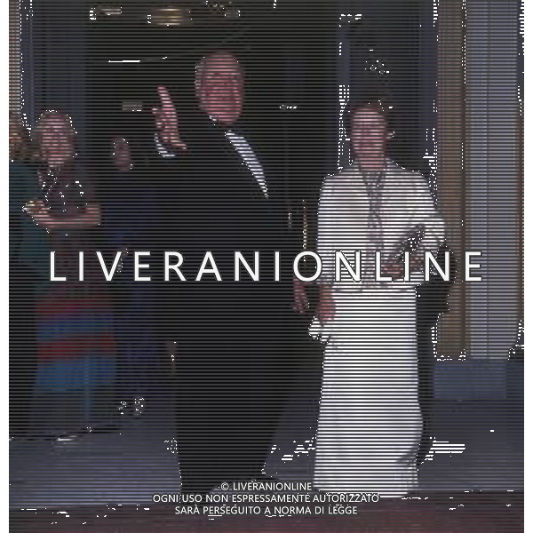 RETROSPETTIVA ALFRED HITCHCOCK REGISTA E SCENEGGIATORE NELLA FOTO ALFRED HITCHCOCK CON LA MOGLIE ALMA REVILLE AG ALDO LIVERANI SAS
