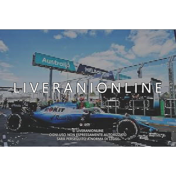Robert Kubica (POL) Williams Racing FW42 leaves the pits. 15.03.2019. Formula 1 World Championship, Rd 1, Australian Grand Prix, Albert Park, Melbourne, Australia, Practice Day. / AGENZIA ALDO LIVERANI SAS - ITALY ONLY EDITORIAL USE ONLY - F1 GP Australia Melbourne, Prove Libere 15.03.2019