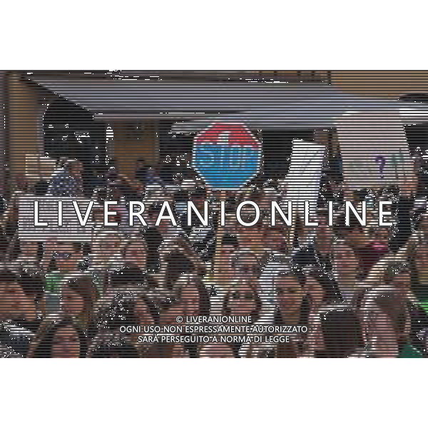 Global strike for future - Sciopero globale per il clima Rimini - 15.03.2019 Nella Foto: Global strike for future Sciopero globale per il clima, manifestazione in piazza Cavour e pulizia della spiaggia /Ph.Vitez-Ag. Aldo Liverani