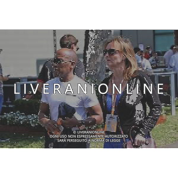 Anthony Hamilton (GBR) and Linda Hamilton (GBR), father and step mother of Lewis Hamilton (GBR) Mercedes AMG F1. 16.03.2019. Formula 1 World Championship, Rd 1, Australian Grand Prix, Albert Park, Melbourne, Australia, Qualifying Day. / AGENZIA ALDO LIVERANI SAS - ITALY ONLY EDITORIAL USE ONLY