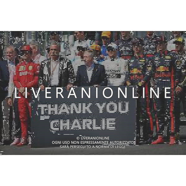 Chase Carey (USA) Formula One Group Chairman; Jean Todt (FRA) FIA President; and drivers pay tribute to Charlie Whiting. 17.03.2019. Formula 1 World Championship, Rd 1, Australian Grand Prix, Albert Park, Melbourne, Australia, Race Day. / AGENZIA ALDO LIVERANI SAS - ITALY ONLY EDITORIAL USE ONLY - F1 GP AUSTRALIA MELBOURNE GARA 17.03.2019.