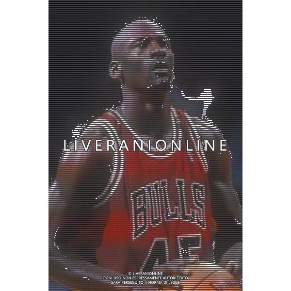 Michael Jordan, campione NBA, in \'Space Jam\' film del 1996 con attori e personaggi d\'animazione Looney Tunes - ©Warner Bros / ARCHIVIO AGENZIA ALDO LIVERANI SAS