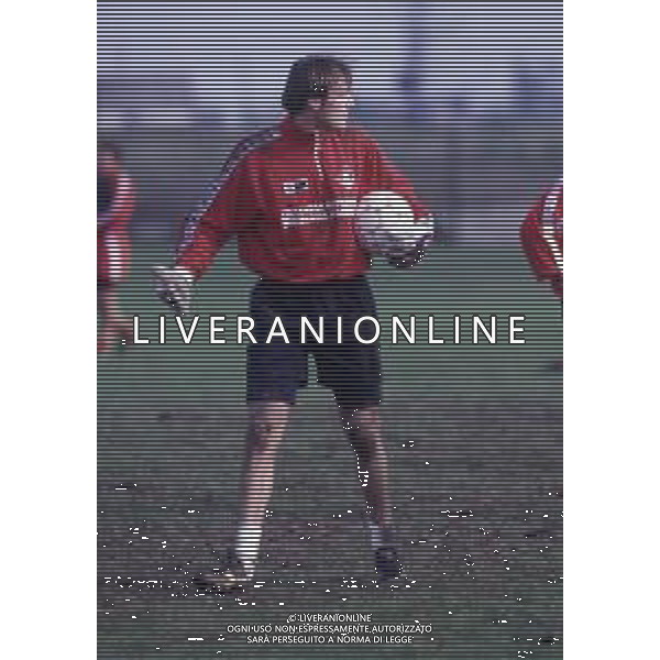 RETROSPETTIVA MASSIMO TAIBI CALCIATORE NELLA FOTO MASSIMO TAIBI CON LA MAGLIA DEL PIACENZA CALCIO AG ALDO LIVERANI SAS