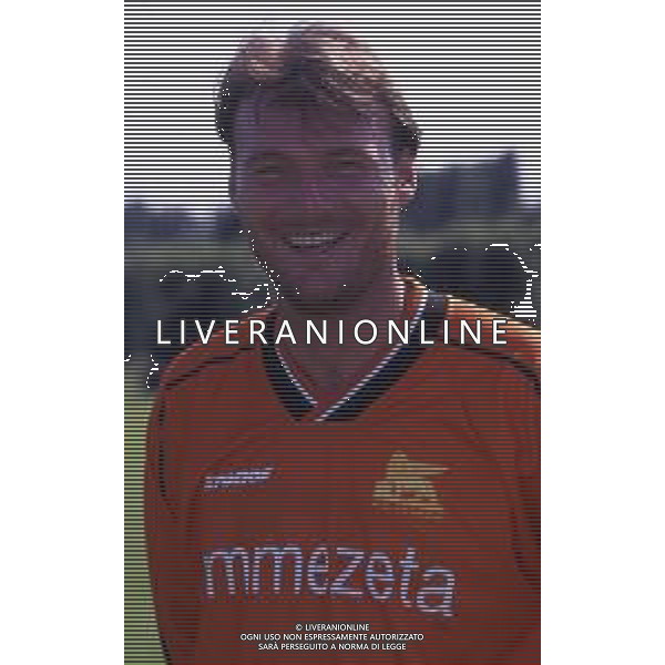 RETROSPETTIVA MASSIMO TAIBI CALCIATORE NELLA FOTO MASSIMO TAIBI CON LA MAGLIA DEL VENEZIA CALCIO AG ALDO LIVERANI SAS