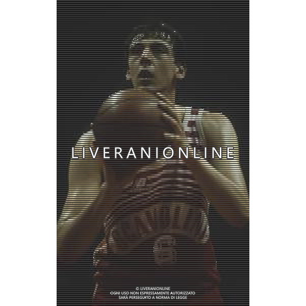 RETROSPETTIVA WALTER MAGNIFICO BASKET NELLA FOTO WALTER MAGNIFICO CON LA MAGLIA DELLA SCAVOLINI PESARO AG ALDO LIVERANI SAS