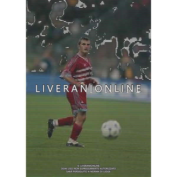 09-10-1999 MONACO DI BAVIERA QUALIFICAZIONI AI MONDIALI DI CALCIO GERMANIA TURCHIA NELLA FOTO OKAN BURUK AG ALDO LIVERANI SAS