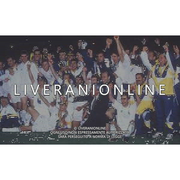 12-05-1993 LONDRA- FINALE DI COPPA DELLE COPPE PARMA ANVERSA 3-1 NELLA FOTO I GIOCATORI DEL PARMA CALCIO FESTEGGIANO LA VITTORIA DELLA COPPA DELLE COPPE AG ALDO LIVERANI SAS
