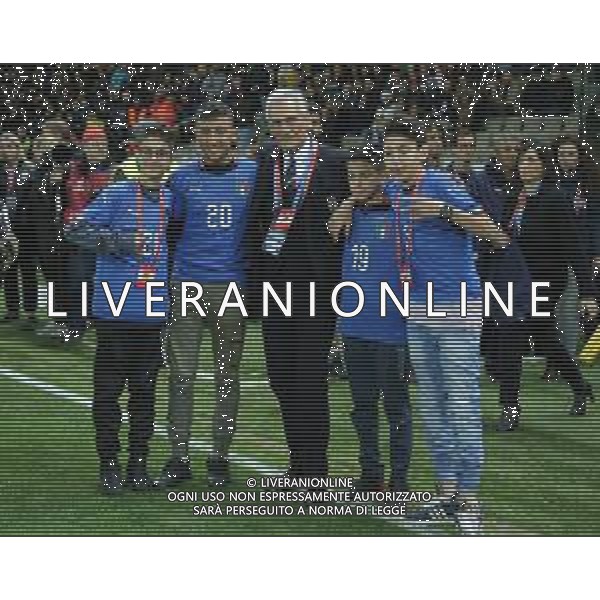 UEFA European Qualifiers Group J Parma - 26.03.2019 Italia-Liechtenstein Nella Foto:ramy con i compagni di classe scampati dall’attentato del pullman a milano e Gabriele Gravina /Ph.Vitez-Ag. Aldo Liverani