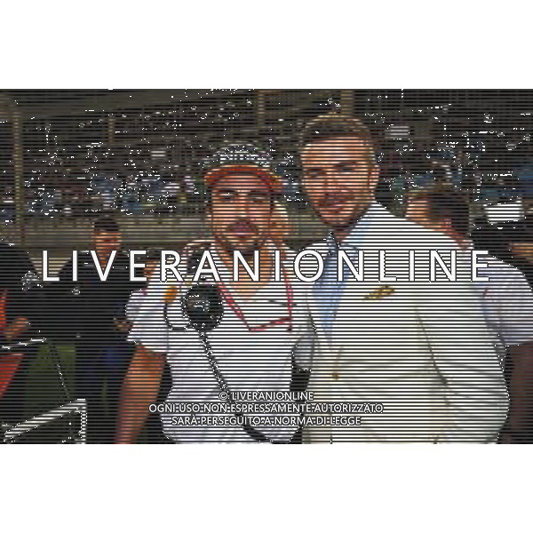 (L to R): Fernando Alonso (ESP) McLaren with David Beckham (GBR) Former Football Player on the grid. 31.03.2019. Formula 1 World Championship, Rd 2, Bahrain Grand Prix, Sakhir, Bahrain, Race Day. / AGENZIA ALDO LIVERANI SAS - ITALY ONLY EDITORIAL USE ONLY