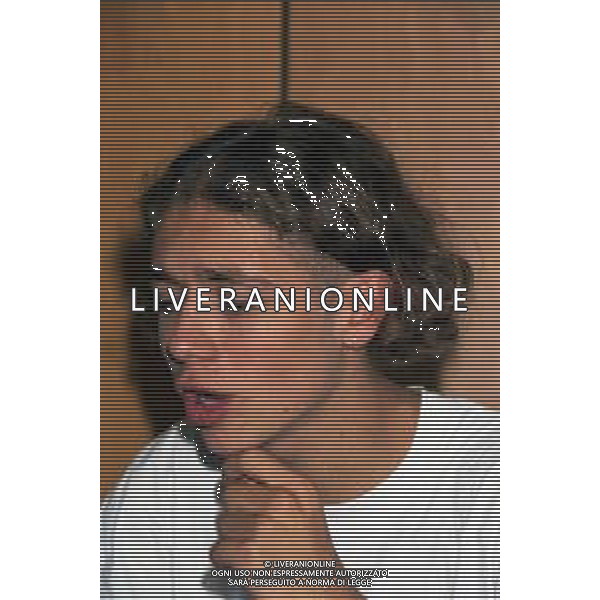 01-09-1997 MILANO REDAZIONE DELLA GAZZETTA DELLO SPORT IN VIA SOLFERINO 28 VISITA DEL CAMPIONE DI MOTOCICLISMO VALENTINO ROSSI NELLA FOTO VALENTINO ROSSI  AG ALDO LIVERANI SAS 