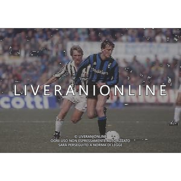 1985-1986 RETROSPETTIVA MARCO TARDELLI CALCIATORE NELLA FOTO MARCO TARDELLI CON LA MAGLIA DELL\'INTER AG ALDO LIVERANI SAS