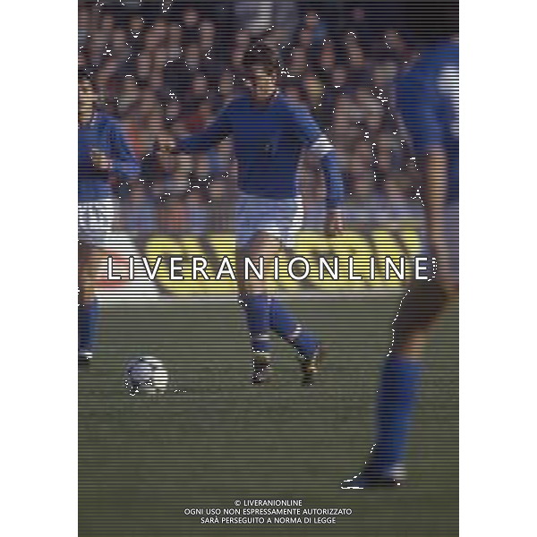 RETROSPETTIVA MARCO TARDELLI CALCIATORE NELLA FOTO MARCO TARDELLI CON LA MAGLIA DELLA NAZIONALE ITALIANA AG ALDO LIVERANI SAS 