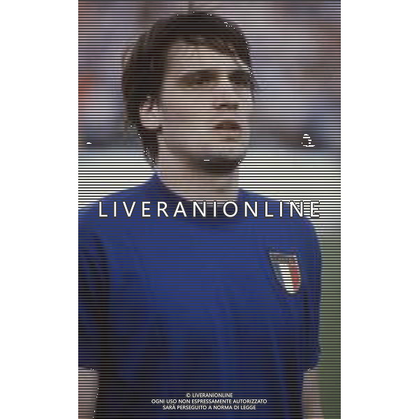 RETROSPETTIVA MARCO TARDELLI CALCIATORE NELLA FOTO MARCO TARDELLI CON LA MAGLIA DELLA NAZIONALE ITALIANA AG ALDO LIVERANI SAS 