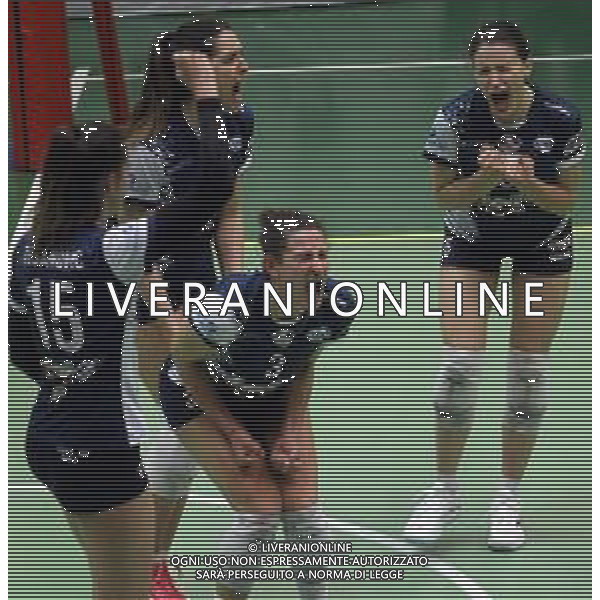 IMOLA 07 04 2019 PALLAVOLO CLAI IMOLA-BOLOGNA 3-1 PROMOZIONE IN B1 NELLA FOTO ESULTANZA CLAI IMOLA GIULIA DEVETAG E SOFIA CAVALLI FOTO GIANNI SANNA-AG ALDO LIVERANI SAS