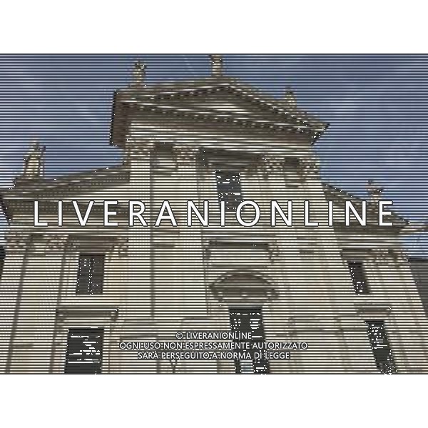 URBINO -PANORAMICHE VICOLI STRADE NELLA FOTO IL DUOMO DI URBINO AG ALDO LIVERANI SAS