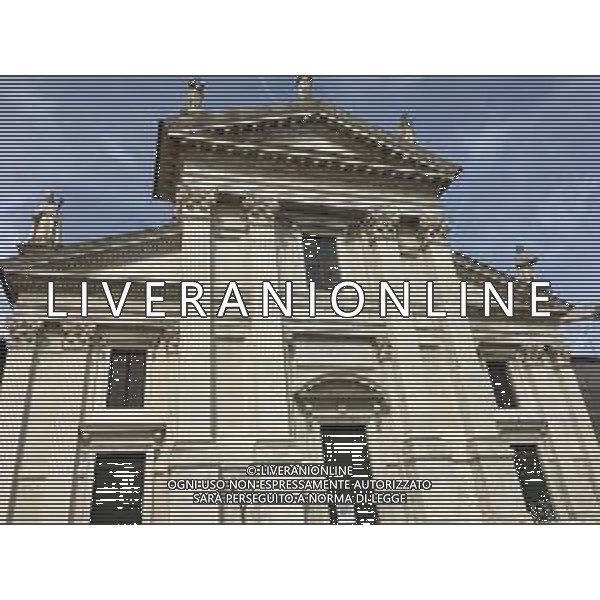 URBINO -PANORAMICHE VICOLI STRADE NELLA FOTO IL DUOMO DI URBINO AG ALDO LIVERANI SAS