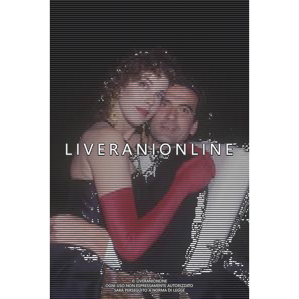 CLARISSA BURT, attrice e modella statunitense naturalizzata italiana - RETROSPETTIVA Nella foto con Massimo Troisi ©ARCHIVIO / AGENZIA ALDO LIVERANI SAS