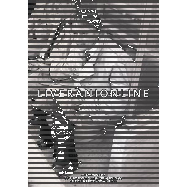 RETROSPETTIVA ALDO AGROPPI ALLENATORE CALCIO NELLA FOTO ALDO AGROPPI ALLENATORE DELL\'ASCOLI CALCIO NELL\'ANNO 1989-1990 AG ALDO LIVERANI SAS 