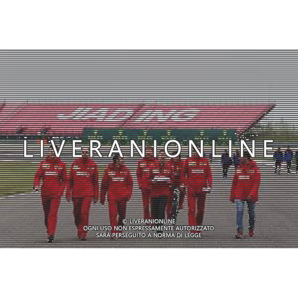 Sebastian Vettel (GER) Ferrari walks the circuit with the team. 11.04.2019. Formula 1 World Championship, Rd 3, Chinese Grand Prix, Shanghai, China, Preparation Day. / AGENZIA ALDO LIVERANI SAS - ITALY ONLY EDITORIAL USE ONLY - Gp F1 Cina Shanghai Preparation Day 11.04.2019