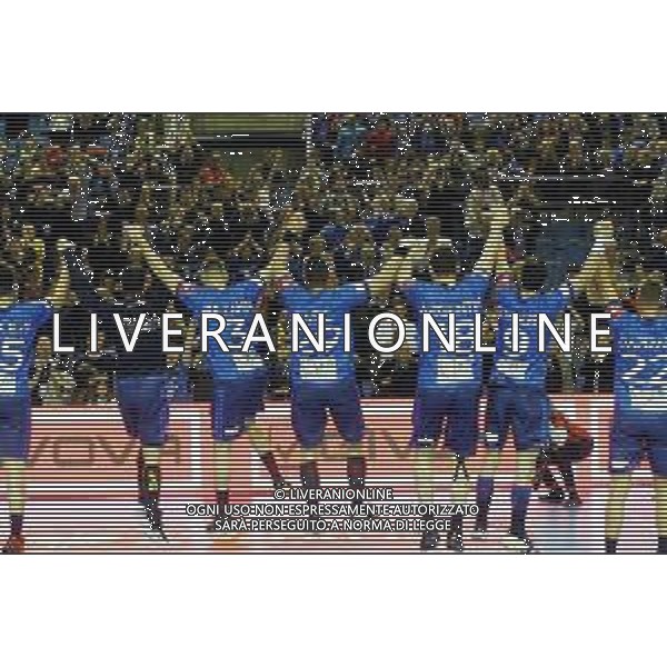 FAENZA 11 04 2019 PALLAMANO ITALIA-SLOVAKIA 26-23 NELLA FOTO ESULTANZA VERSI IL PUBBLICO DOPO LA PARTITA ©SANNA / AGENZIA ALDO LIVERANI SAS