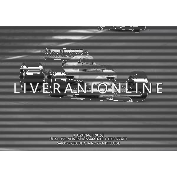 RETROSPETTIVA NIKI LAUDA PILOTA F1 NELLA FOTO NIKI LAUDA AL GP DI IMOLA NEL 1985 AG ALDO LIVERANI SAS
