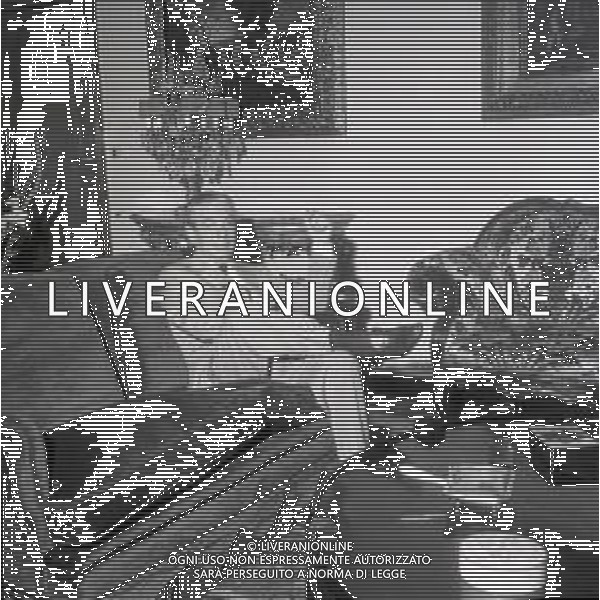 RETROSPETTIVA ANGELO MORATTI PETROLIERE E PRESIIDENTE DELL\'INTER NELLA FOTO ANGELO MORATTI CON IL NIPOTINO AG ALDO LIVERANI SAS