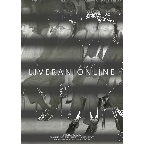 RETROSPETTIVA ANGELO MORATTI PETROLIERE E PRESIIDENTE DELL\'INTER NELLA FOTO ANGELO MORATTI PRESIDENTE INTER CON ANDREA RIZZOLI PRESIDENTE MILAN AL PREMIO TORRETTA NEL 1974 AG ALDO LIVERANI SAS 