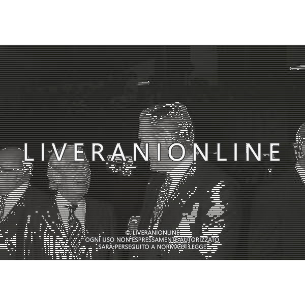 RETROSPETTIVA ANGELO MORATTI PETROLIERE E PRESIIDENTE DELL\'INTER NELLA FOTO ANGELO MORATTI PRESIDENTE INTER CON NILS LIEDHOLM AL PREMIO TORRETTA NEL 1974 AG ALDO LIVERANI SAS 