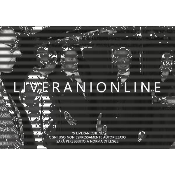 1981 MILANO PREMIO CHI HA FATTO GRANDE MILANO NELLA FOTO GIANNI BRERA CON ANGELO MORATTI E GIUSEPPE PRISCO AG ALDO LIVERANI SAS