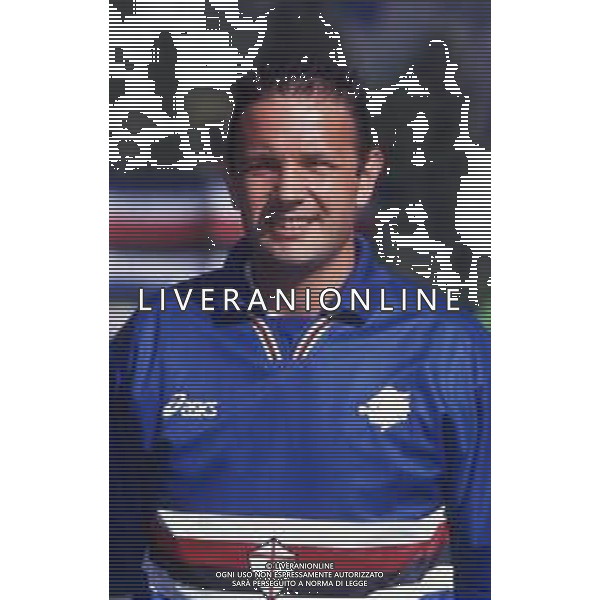 RETROSPETTIVA SINISA MIHAJLOVIC CALCIATORE NELLA FOTO SINISA MIHAJLOVIC CON LA MAGLIA DELLA SAMPDORIA CALCIO AG ALDO LIVERANI SAS