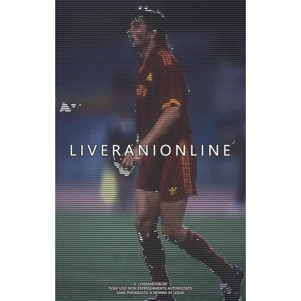 RETROSPETTIVA SINISA MIHAJLOVIC CALCIATORE NELLA FOTO SINISA MIHAJLOVIC CON LA MAGLIA DELLA ROMA CALCIO AG ALDO LIVERANI SAS