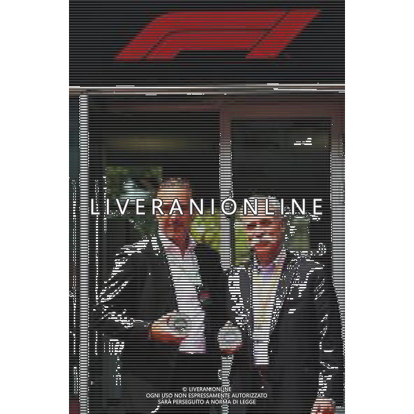(L to R): Marin Aleksov, Rosland Capital CEO and Chase Carey (USA) Formula One Group Chairman - official 1000th Grand Prix coin presentation for the most Grand Prix attended. 12.04.2019. Formula 1 World Championship, Rd 3, Chinese Grand Prix, Shanghai, China, Practice Day. / AGENZIA ALDO LIVERANI SAS - ITALY ONLY EDITORIAL USE ONLY - Gp F1 Cina Shanghai Prove Libere 12.04.2019