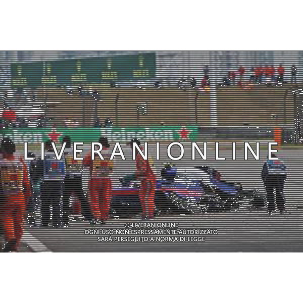Alexander Albon (THA) Scuderia Toro Rosso STR14 crashed in the third practice session. 13.04.2019. Formula 1 World Championship, Rd 3, Chinese Grand Prix, Shanghai, China, Qualifying Day. AG ALDO LIVERANI SAS-ONLY ITALY