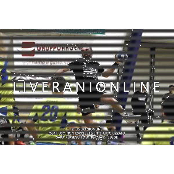 IMOLA 13 04 2019 ROMAGNAHANDBALL ULTIMA PARTITA DI FABRIZIO FOLLI NELLA FOTO ULTIMA PARTITA DI FABRIZIO FOLLI 22 ANNI 625 PARTITE E 2800 GOL IL SUO ULTIMO GOL FOTO GIANNI SANNA-AG ALDOL IVERANI SAS