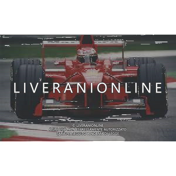 RETROSPETTIVA EDDIE IRVINE PILOTA F1 NELLA FOTO EDDIE IRVINE NEL 1998 CON LA FERRARI F 300 AG ALDO LIVERANI SAS