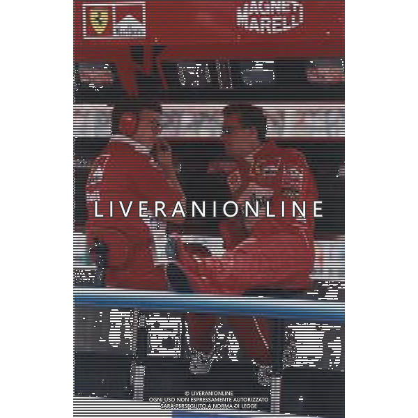 RETROSPETTIVA EDDIE IRVINE PILOTA F1 NELLA FOTO EDDIE IRVINE NEL 1998 CON LA FERRARI F 300 AG ALDO LIVERANI SAS