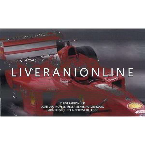 RETROSPETTIVA EDDIE IRVINE PILOTA F1 NELLA FOTO EDDIE IRVINE NEL 1998 CON LA FERRARI F 300 AG ALDO LIVERANI SAS