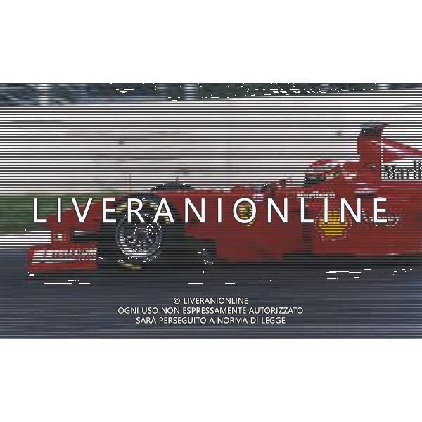 RETROSPETTIVA EDDIE IRVINE PILOTA F1 NELLA FOTO EDDIE IRVINE NEL 1998 CON LA FERRARI F 300 AG ALDO LIVERANI SAS