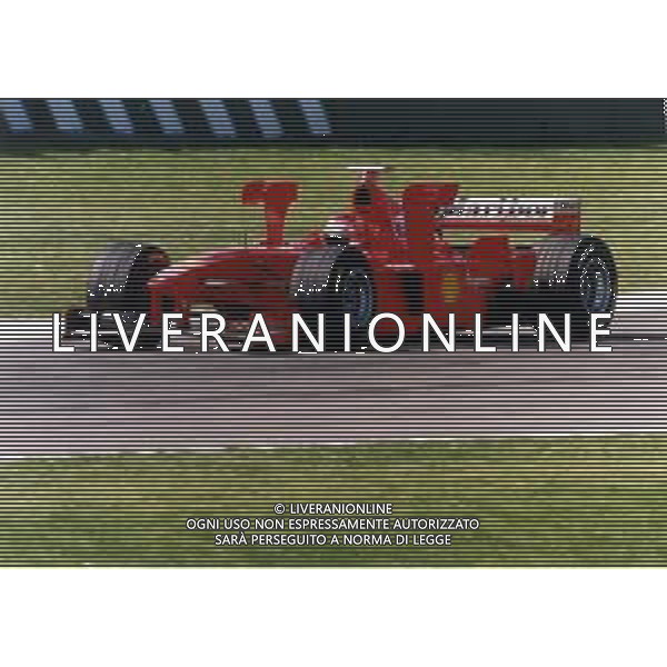 RETROSPETTIVA EDDIE IRVINE PILOTA F1 NELLA FOTO EDDIE IRVINE NEL 1998 CON LA FERRARI F 300 AG ALDO LIVERANI SAS