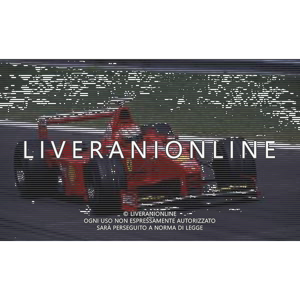 RETROSPETTIVA EDDIE IRVINE PILOTA F1 NELLA FOTO EDDIE IRVINE NEL 1998 CON LA FERRARI F 300 AG ALDO LIVERANI SAS